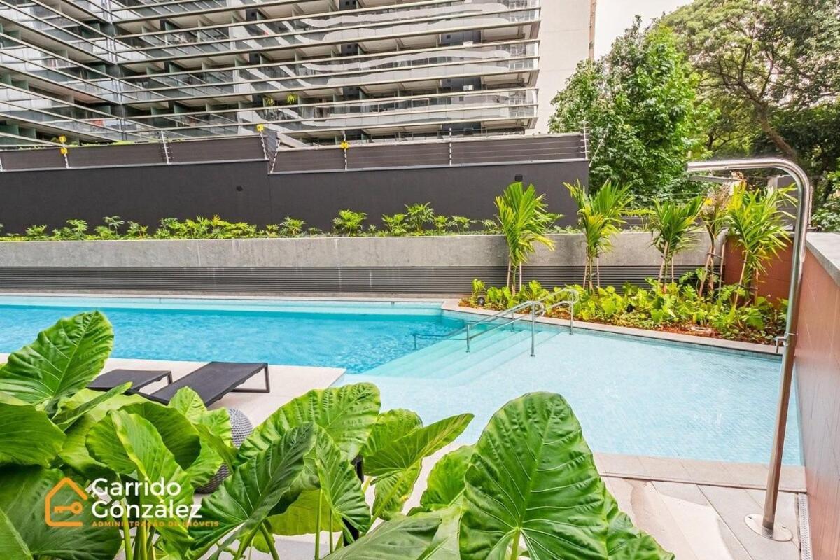 Novo I Setin Downtown Republica - Piscina